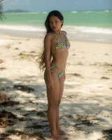 Fem Joy - 01-kloyali-debut-0002