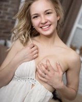 Fem Joy - 30-sophie-tempt-2-0031